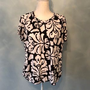 Patterned T-shirt